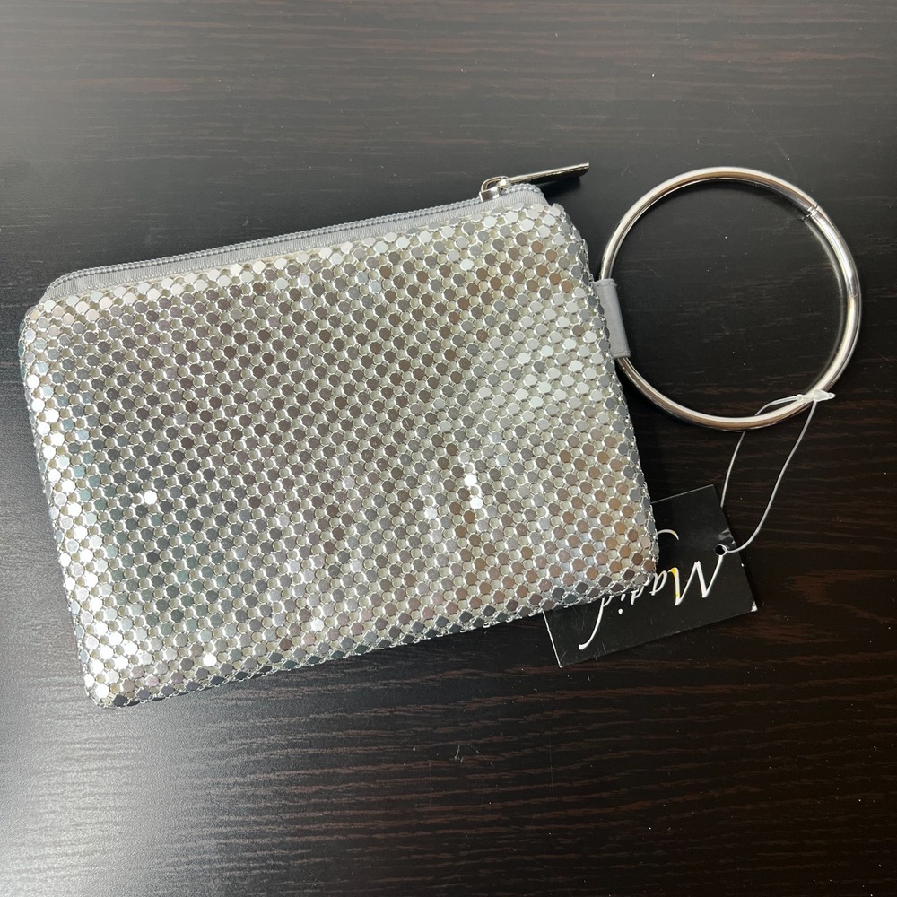 Magid Evening Women's Silver Metal Mesh Clutch Purse Bangle Strap NWT - Picture 4 of 7